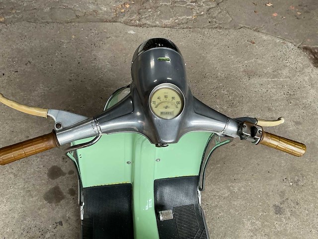 Lambretta innocenti motorfiets - afbeelding 20 van  20