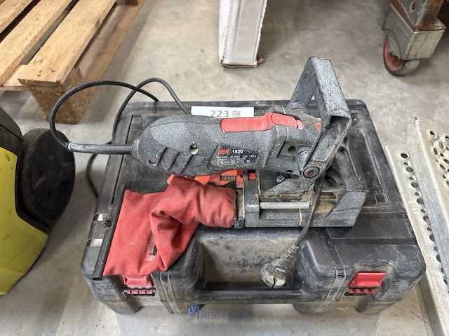 Lamellenfrees skill 1820 in pvc opbergkoffer - afbeelding 1 van  6