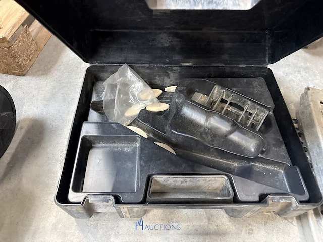 Lamellenfrees skill 1820 in pvc opbergkoffer - afbeelding 6 van  6