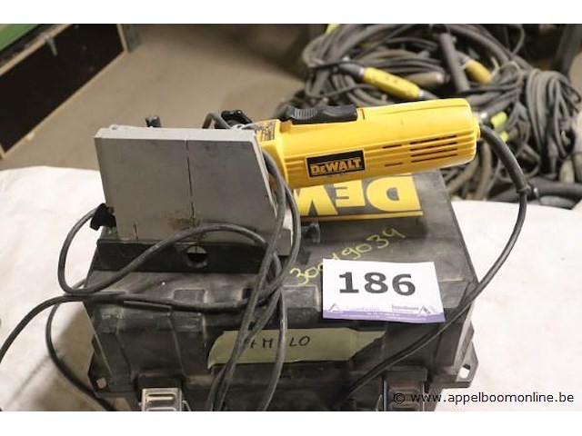 Lamellenfreesmachine dewalt dw685-qs - afbeelding 1 van  3
