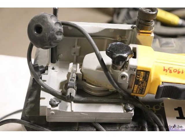 Lamellenfreesmachine dewalt dw685-qs - afbeelding 2 van  3