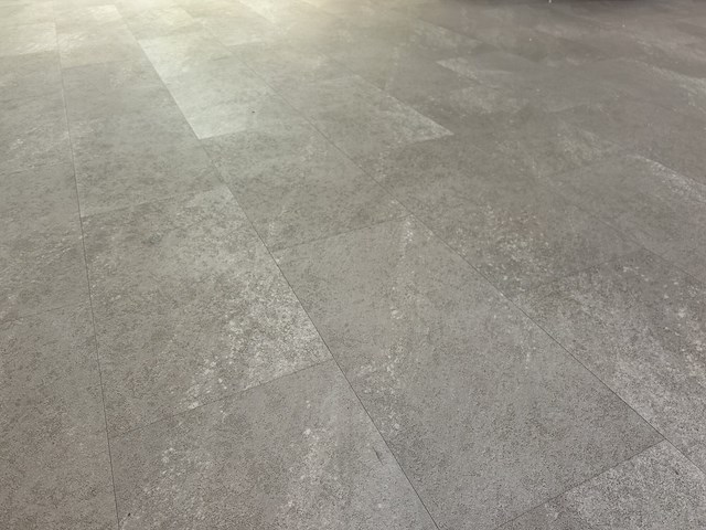 Lamett luxury vinyl tegels (+/- 100m²) - afbeelding 3 van  7