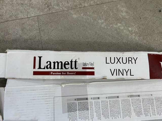 Lamett luxury vinyl tegels (+/- 100m²) - afbeelding 3 van  7