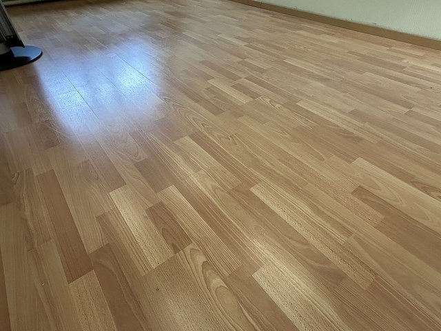 Laminaat - 18m² - afbeelding 1 van  2