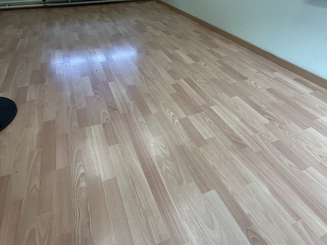 Laminaat - 18m² - afbeelding 1 van  4