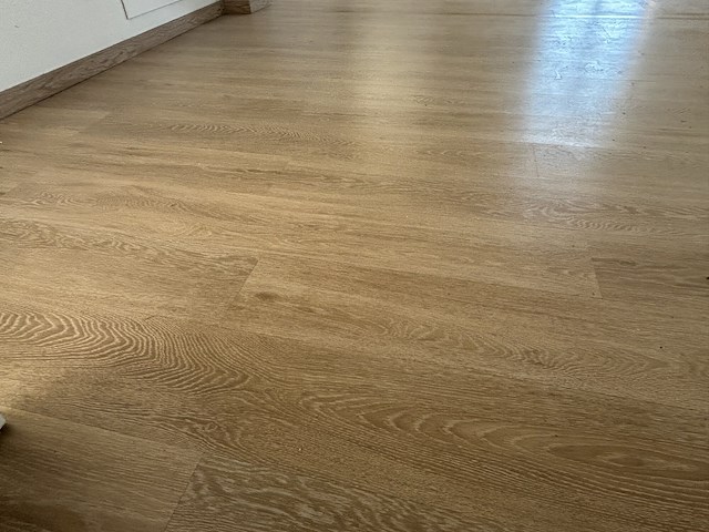 Laminaat r3 - 70m² - afbeelding 4 van  5