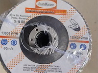 Lamineer/schuurschijf gritt 80 10 stuks nieuw in doos - afbeelding 3 van  3