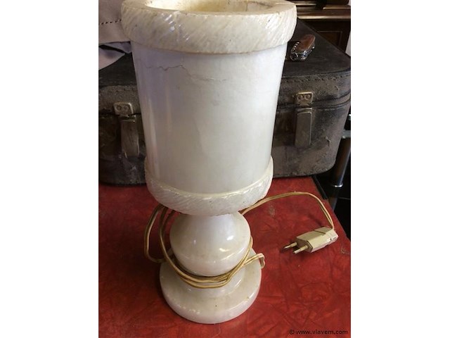 Lamp albast ( lichte besch.) - afbeelding 3 van  3