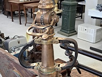 Lamp antieke brandspuit - afbeelding 2 van  2