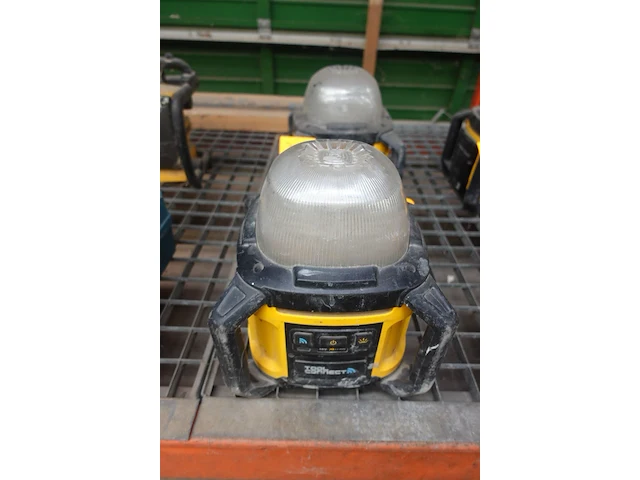 Lamp dewalt - afbeelding 2 van  4