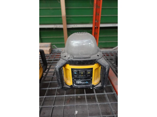 Lamp dewalt - afbeelding 2 van  4