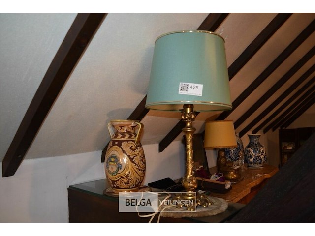 Lamp en vaas - afbeelding 1 van  3