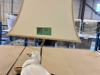 Lamp met beeldje - afbeelding 2 van  3