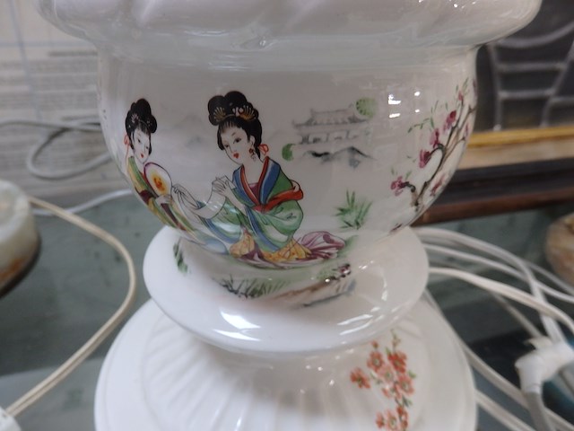 Lamp - afbeelding 2 van  2