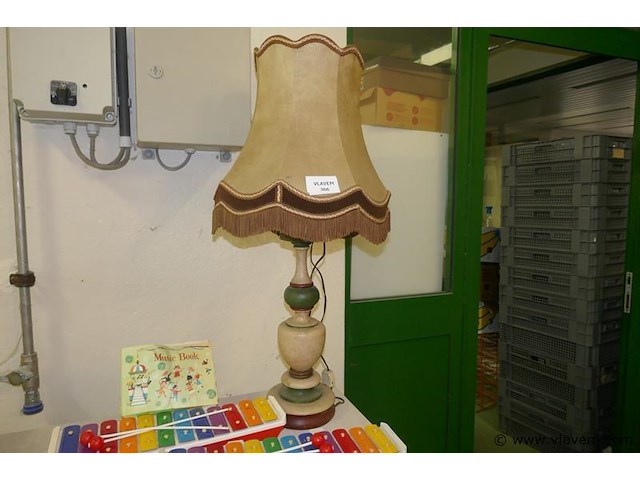 Lampadère in hout - afbeelding 1 van  1