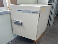 Lampertz kluis op sokkel 54x72x70cm - afbeelding 1 van  4