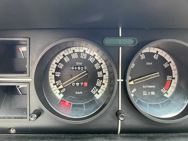 Lancia - 830 ac2 gamma 2000 - oldtimer - afbeelding 5 van  15