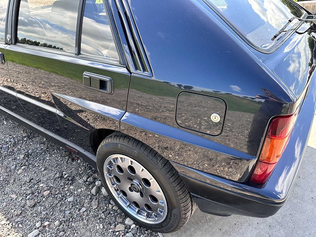 Lancia - delta integrale 16v - oldtimer - afbeelding 13 van  31