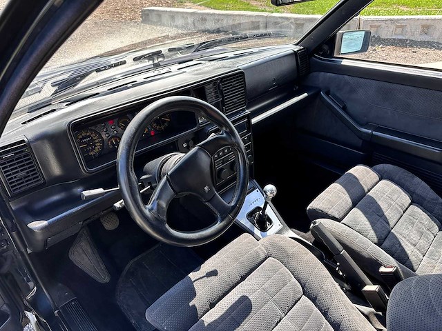 Lancia - delta integrale 16v - oldtimer - afbeelding 24 van  31