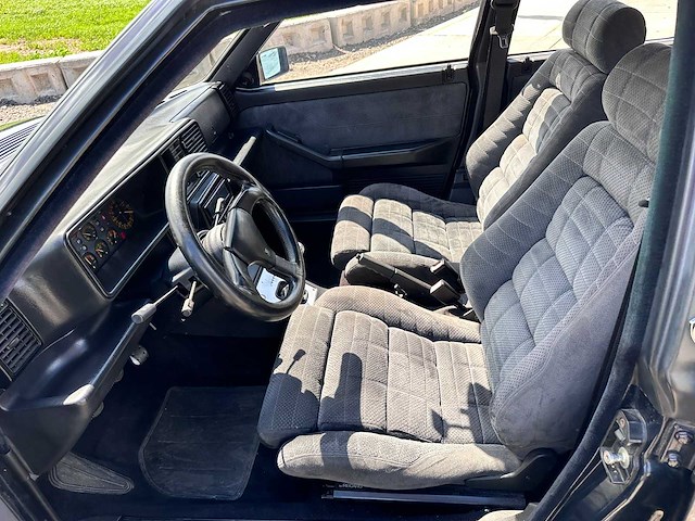 Lancia - delta integrale 16v - oldtimer - afbeelding 26 van  31