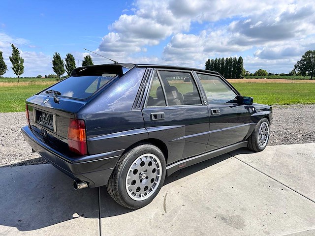 Lancia - delta integrale 16v - oldtimer - afbeelding 7 van  31