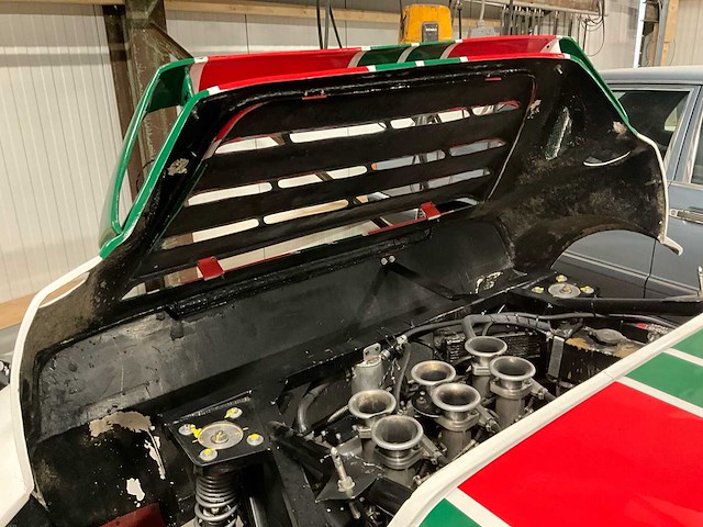 Lancia - gamma-replica van de stratos rallye - oldtimers > 15 - afbeelding 27 van  46