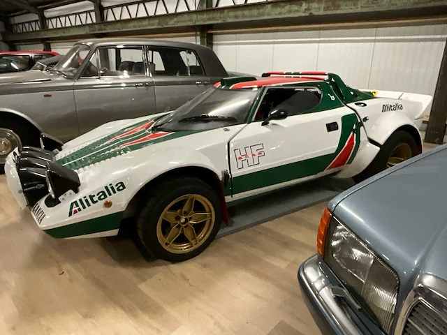 Lancia - gamma-replica van de stratos rallye - oldtimers > 15 - afbeelding 12 van  46
