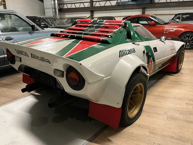 Lancia - gamma-replica van de stratos rallye - oldtimers > 15 - afbeelding 42 van  46