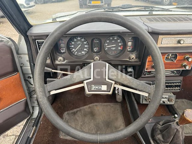 Lancia - spider 2000 beta - afbeelding 4 van  38