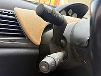 Lancia - ypsilon - 1.4-16v platino dfn - car - 2004 - afbeelding 17 van  25