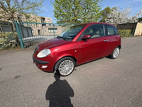 Lancia - ypsilon - 1.4-16v platino dfn - car - 2004 - afbeelding 19 van  25