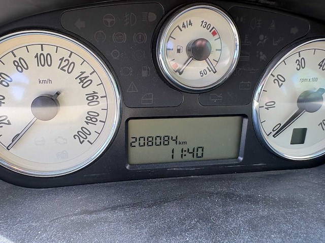 Lancia - ypsilon - 1.4-16v platino dfn - car - 2004 - afbeelding 15 van  25