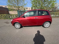 Lancia - ypsilon - 1.4-16v platino dfn - car - 2004 - afbeelding 2 van  5