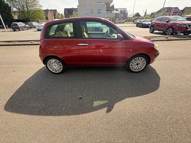 Lancia - ypsilon - 1.4-16v platino dfn - car - 2004 - afbeelding 2 van  23