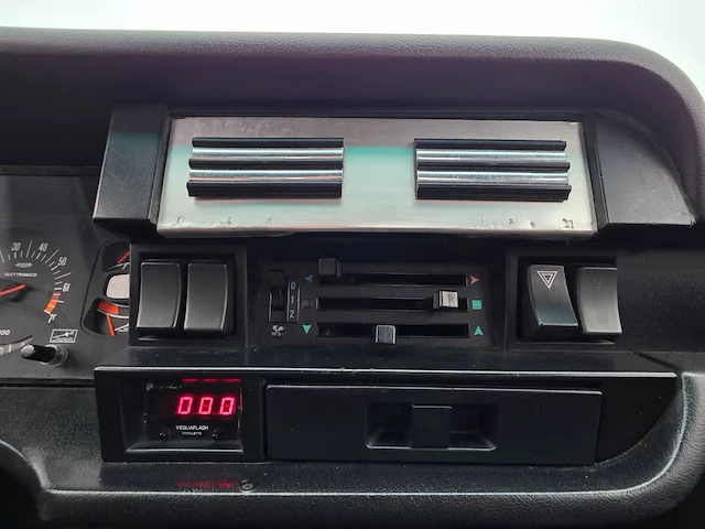 Lancia beta 2000 spider zagato 1980 - afbeelding 10 van  36
