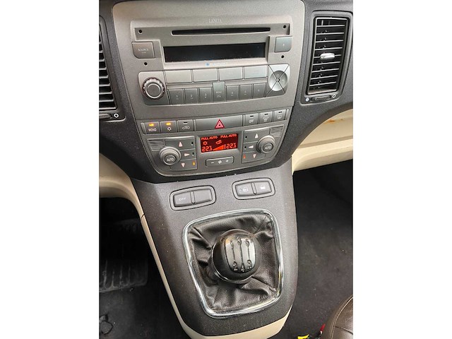 Lancia musa 1.9 diesel a/c - afbeelding 5 van  17