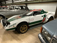 Lancia stratos rallye klassieke auto - afbeelding 12 van  46