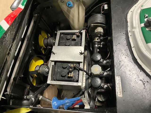 Lancia stratos rallye klassieke auto - afbeelding 33 van  46