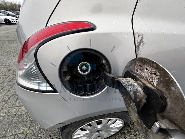 Lancia ypsilon 5p/d 1.2i fire evo ii gold, 2012 - afbeelding 17 van  33