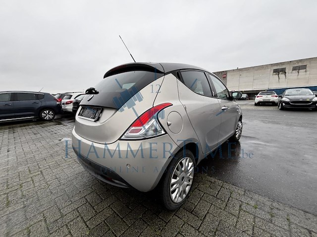Lancia ypsilon 5p/d 1.2i fire evo ii gold, 2012 - afbeelding 29 van  33