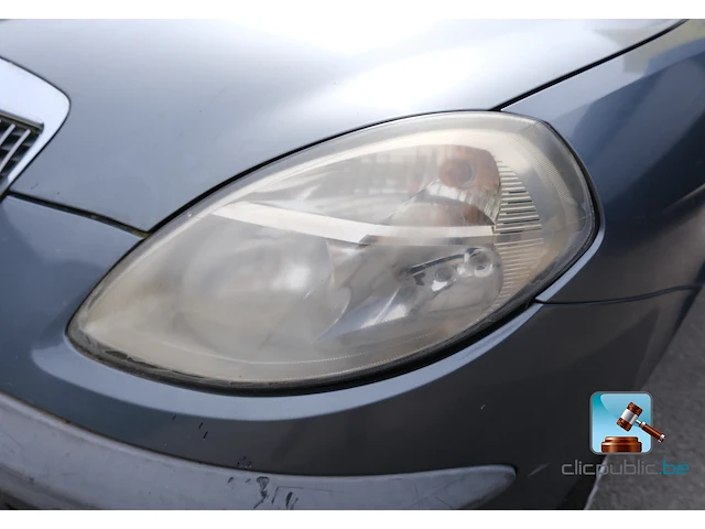 Lancia ypsilon - afbeelding 15 van  40