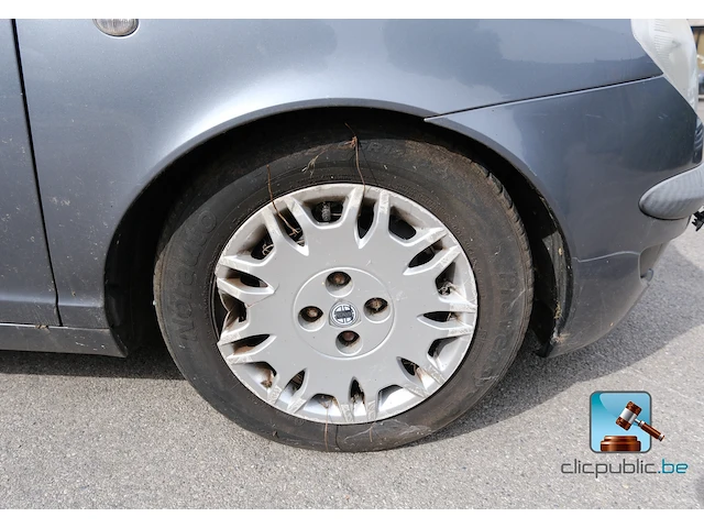 Lancia ypsilon - afbeelding 25 van  40