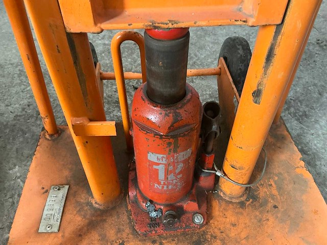 Lancier hand hydraulisch haspel lift (2x) - afbeelding 9 van  10