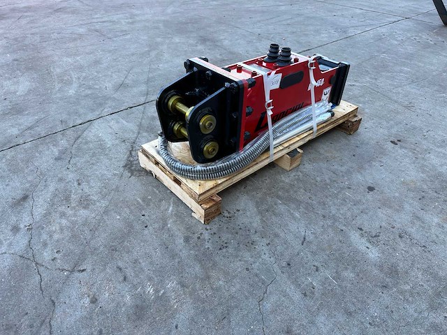 Lancini - 2025 - hm150 - hydraulische hamer - afbeelding 5 van  9