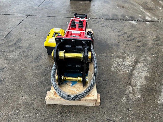 Lancini - 2025 - hm500 - voorzetapparatuur - hamer lancini - afbeelding 5 van  9