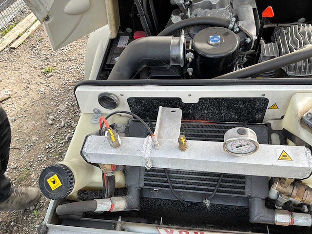 Lancy mixjet 2007 afwerkingscoating spuitmachine - afbeelding 4 van  32