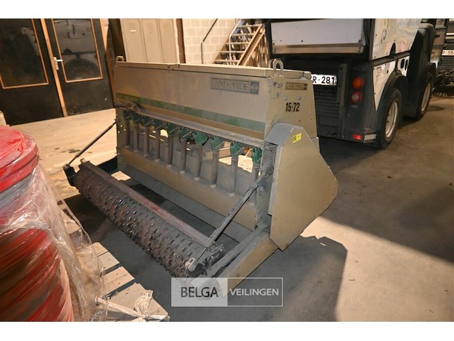 Land pride 15 72 zaaimachine - afbeelding 1 van  10