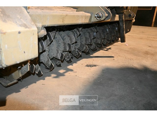 Land pride 15 72 zaaimachine - afbeelding 4 van  10