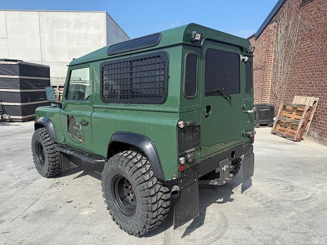 Land rover - 2002 - defender - 90 td5 - personenauto - afbeelding 15 van  16