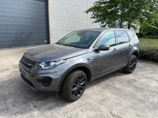 Land rover - 2016 - discovery - - personenauto - afbeelding 1 van  26
